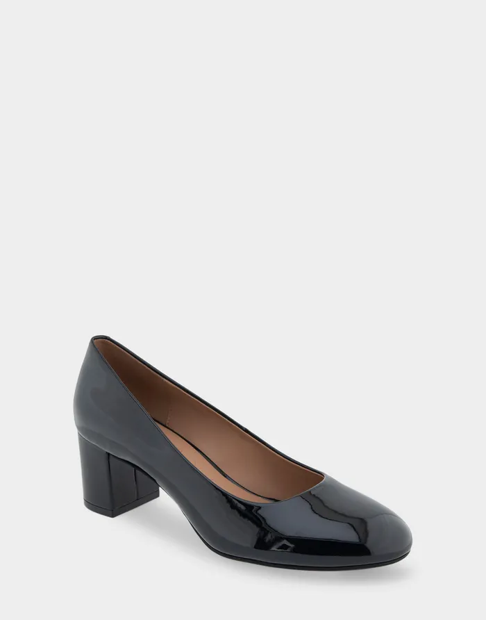 Aerosoles Clogs and Mules Comfortable Mid Heel Pump In Black Patent Faux Leather 8211 Women Aerosoles Clogs and Mules Comfortable Mid Heel Pump In Black Patent Faux Leather 8211 Women