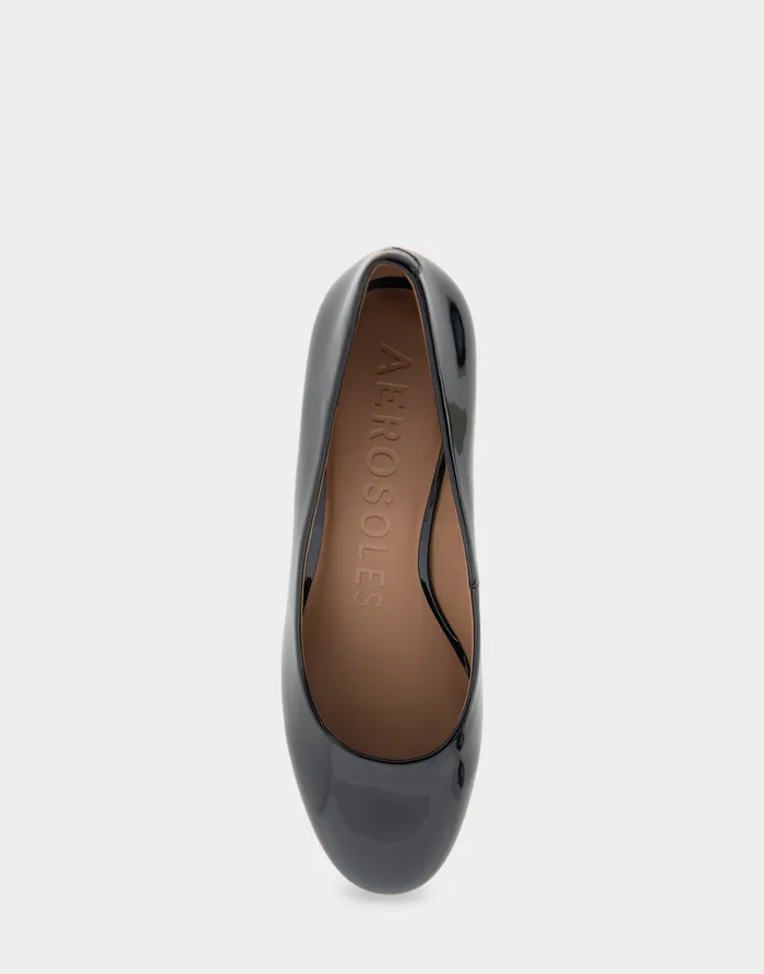 Aerosoles Clogs and Mules Comfortable Mid Heel Pump In Black Patent Faux Leather 8211 Women
