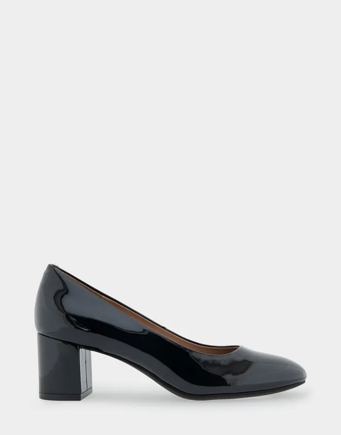 Aerosoles Clogs and Mules Comfortable Mid Heel Pump In Black Patent Faux Leather 8211 Women