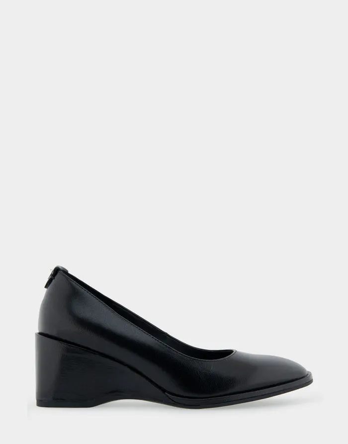 Aerosoles Pumps Comfortable Sculpted Wedge Pump In Black Leather 8211 Women