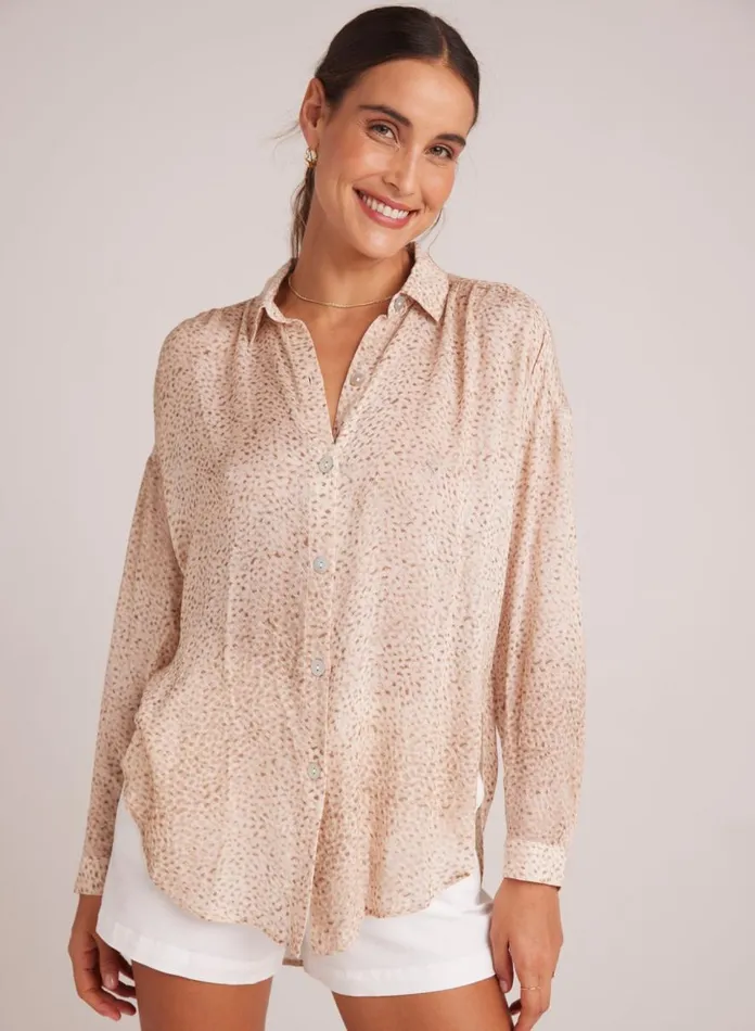 Bella Dahl Button Down Flowy Shirt 8211 Salvador Sand Print 8211 Women Bella Dahl Button Down Flowy Shirt 8211 Salvador Sand Print 8211 Women
