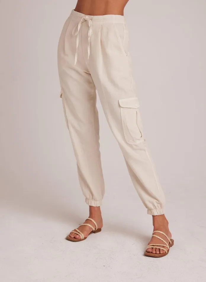 Bella Dahl Pants Isla Pleated Jogger 8211 Seashell Sand 8211 Women Bella Dahl Pants Isla Pleated Jogger 8211 Seashell Sand 8211 Women