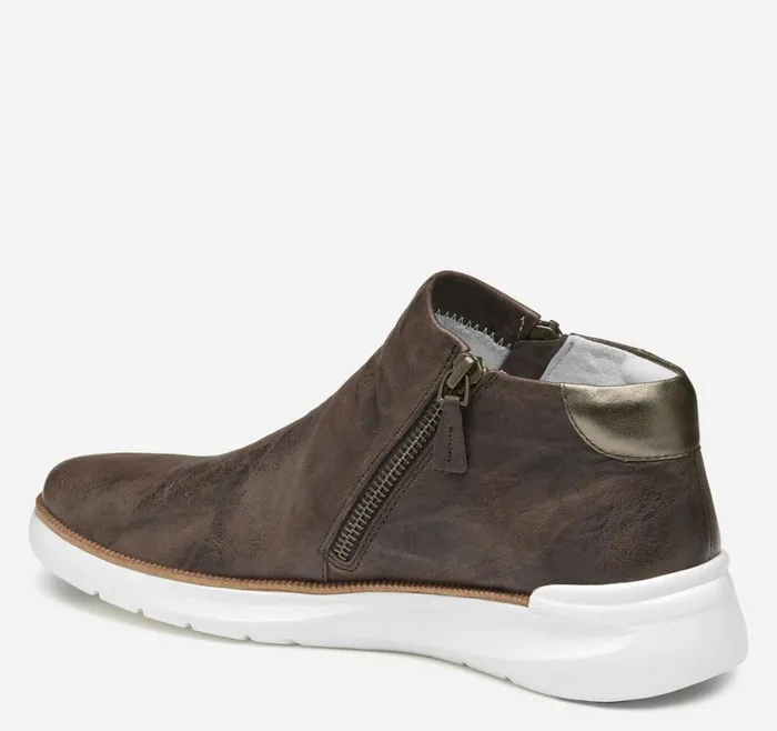 Boots and Booties Women Johnston and Murphy Emery Zip Bootie Dark Taupe Washed Italian Sheepskin Boots and Booties Women Johnston and Murphy Emery Zip Bootie Dark Taupe Washed Italian Sheepskin