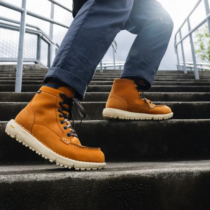 Danner Casual Everyday Logger Moc 917 GTX Roasted Pecan 8211 Women Danner Casual Everyday Logger Moc 917 GTX Roasted Pecan 8211 Women
