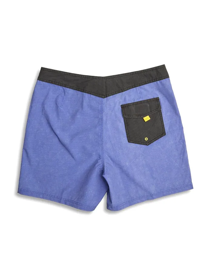 Deus Ex Machina Boardshorts Men Catch Boardshort Mesh 8211 Deep Blue Deus Ex Machina Boardshorts Men Catch Boardshort Mesh 8211 Deep Blue