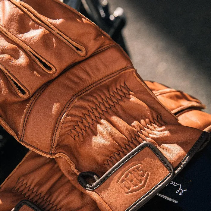 Deus Ex Machina Gift Shop WomenMen Gripping Gloves 8211 Brown Deus Ex Machina Gift Shop WomenMen Gripping Gloves 8211 Brown