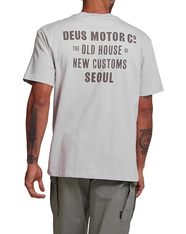 Deus Ex Machina Tees Men Old Customs Tee 8211 Dirty White Deus Ex Machina Tees Men Old Customs Tee 8211 Dirty White