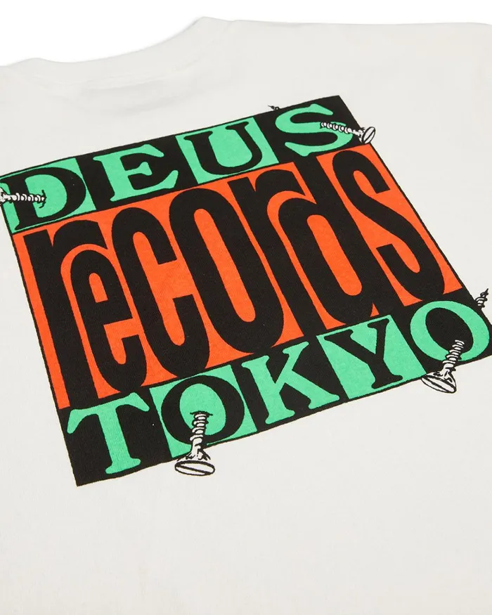 Deus Ex Machina Tees Men Screw Loose Tee 8211 Vintage White Deus Ex Machina Tees Men Screw Loose Tee 8211 Vintage White