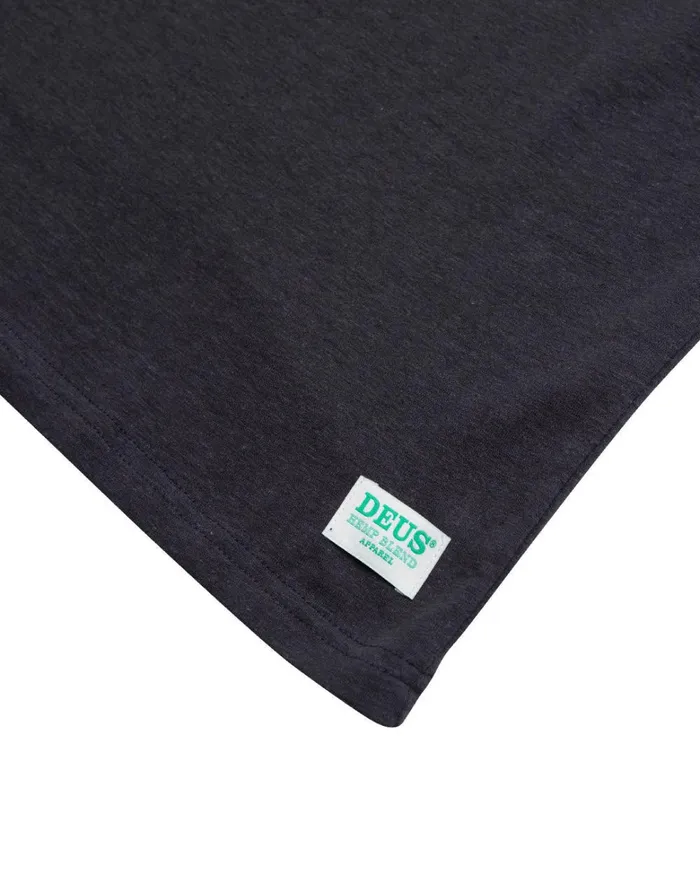 Deus Ex Machina Tees Women Ebi Tee Oversized Fit 8211 Shadow Grey Deus Ex Machina Tees Women Ebi Tee Oversized Fit 8211 Shadow Grey