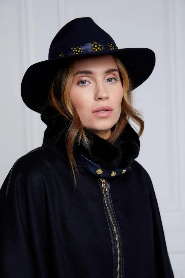 Holland Cooper Capes Chiltern Cape Soft Navy 8211 Women Holland Cooper Capes Chiltern Cape Soft Navy 8211 Women