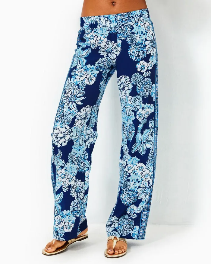 Iona Sleeveless Top Low Tide Navy Bouquet All Day Engineered Woven Top Women Lilly Pulitzer Tops Iona Sleeveless Top Low Tide Navy Bouquet All Day Engineered Woven Top Women Lilly Pulitzer Tops