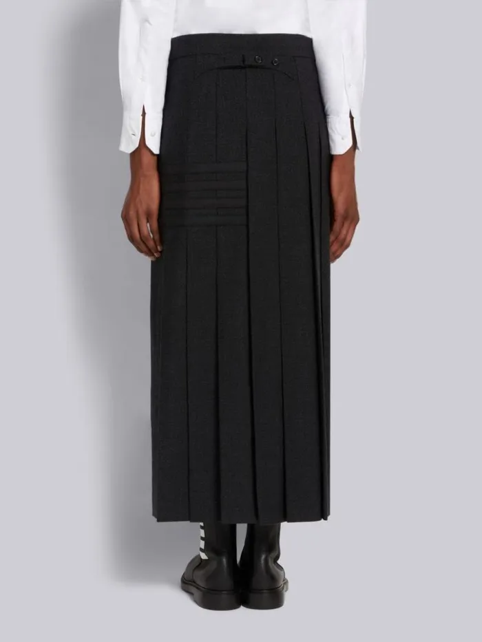 Men Thornproof Wool 4bar Ankle Length Classic Rise Backstrap Pleated Skirt Dark Grey Thom Browne Trousers