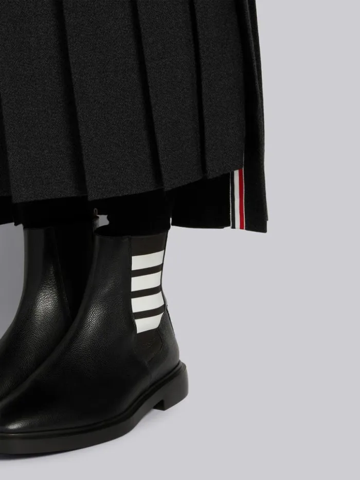 Men Thornproof Wool 4bar Ankle Length Classic Rise Backstrap Pleated Skirt Dark Grey Thom Browne Trousers