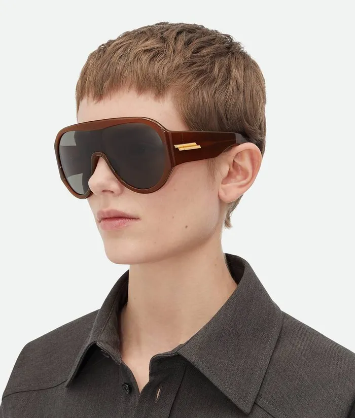 MenWomen Sunglasses Bottega Veneta Scudo Shield Sunglasses Browngrey