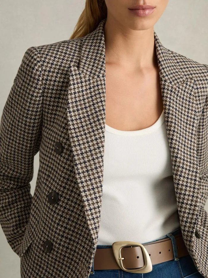 Reiss Blazers and Jackets Women CottonLinen DoubleBreasted HoundstoothCheck Blazer In Navy Neutral Check Reiss Blazers and Jackets Women CottonLinen DoubleBreasted HoundstoothCheck Blazer In Navy Neutral Check