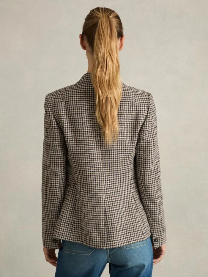 Reiss Blazers and Jackets Women CottonLinen DoubleBreasted HoundstoothCheck Blazer In Navy Neutral Check Reiss Blazers and Jackets Women CottonLinen DoubleBreasted HoundstoothCheck Blazer In Navy Neutral Check