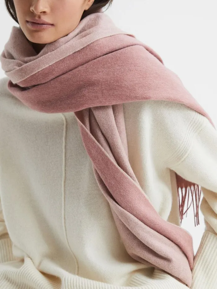 Reiss Hats Gloves and Scarves Women WoolCashmere Scarf In Blush Reiss Hats Gloves and Scarves Women WoolCashmere Scarf In Blush