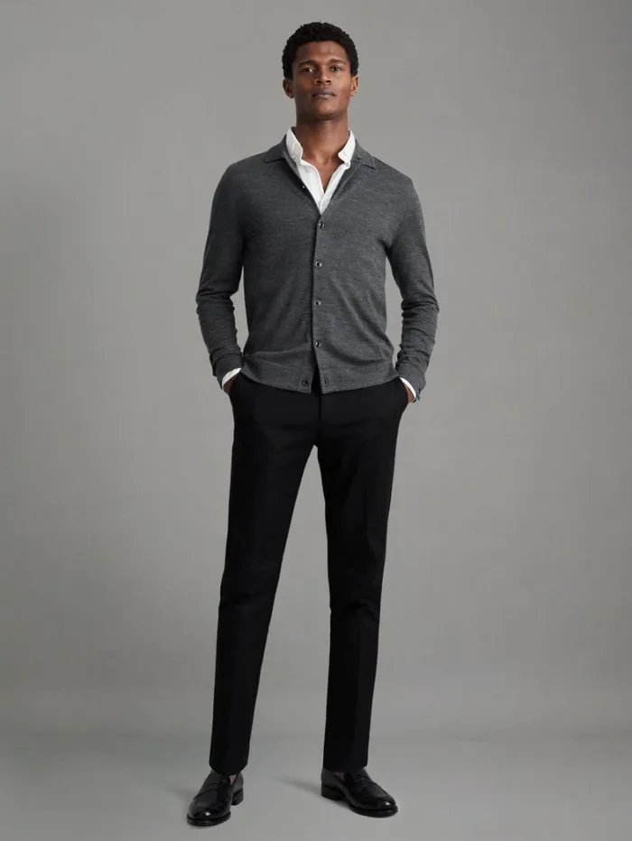 Reiss Knitwear Men Merino Wool ButtonThrough Cardigan In Derby Grey Marl Reiss Knitwear Men Merino Wool ButtonThrough Cardigan In Derby Grey Marl