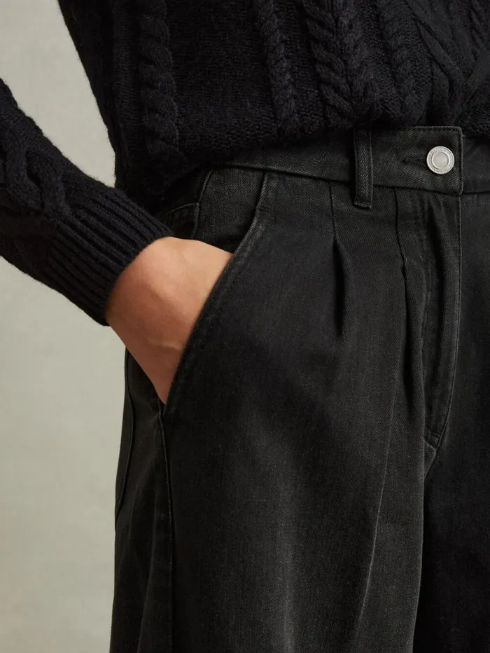 Reiss Petite Women Petite Double Pleat Wide Leg Jeans In Black Reiss Petite Women Petite Double Pleat Wide Leg Jeans In Black