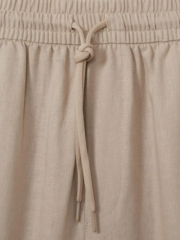 Reiss Shorts Men Otto Linen Sand Les Deux Linen Blend Drawstring Shorts Reiss Shorts Men Otto Linen Sand Les Deux Linen Blend Drawstring Shorts