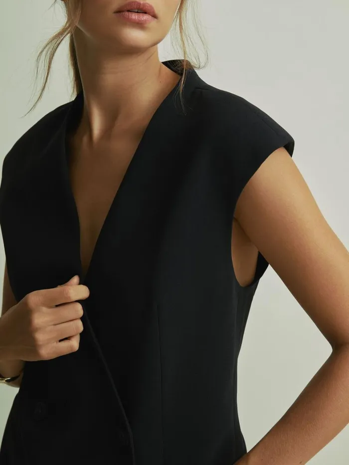 Reiss Suits and Tailoring Women Florere Longline Black Waistcoat In Black Reiss Suits and Tailoring Women Florere Longline Black Waistcoat In Black