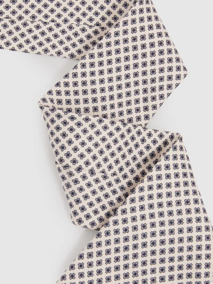Reiss Ties and Pocket Squares Men Silk Floral Tie In Ivory Reiss Ties and Pocket Squares Men Silk Floral Tie In Ivory