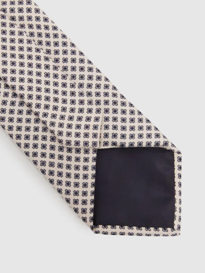 Reiss Ties and Pocket Squares Men Silk Floral Tie In Ivory Reiss Ties and Pocket Squares Men Silk Floral Tie In Ivory