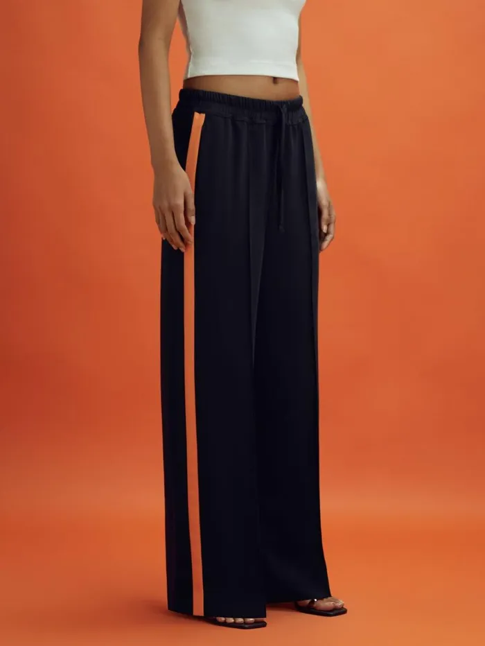 Reiss Trousers Women McLaren F1 Side Stripe Drawstring Trousers In NavyPapaya Reiss Trousers Women McLaren F1 Side Stripe Drawstring Trousers In NavyPapaya