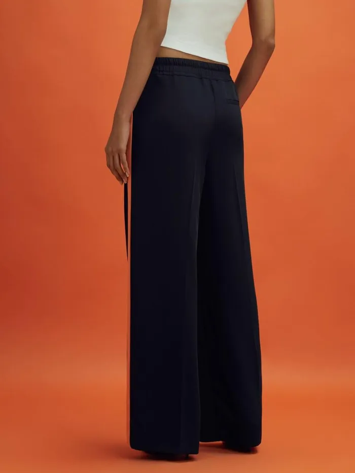 Reiss Trousers Women McLaren F1 Side Stripe Drawstring Trousers In NavyPapaya Reiss Trousers Women McLaren F1 Side Stripe Drawstring Trousers In NavyPapaya