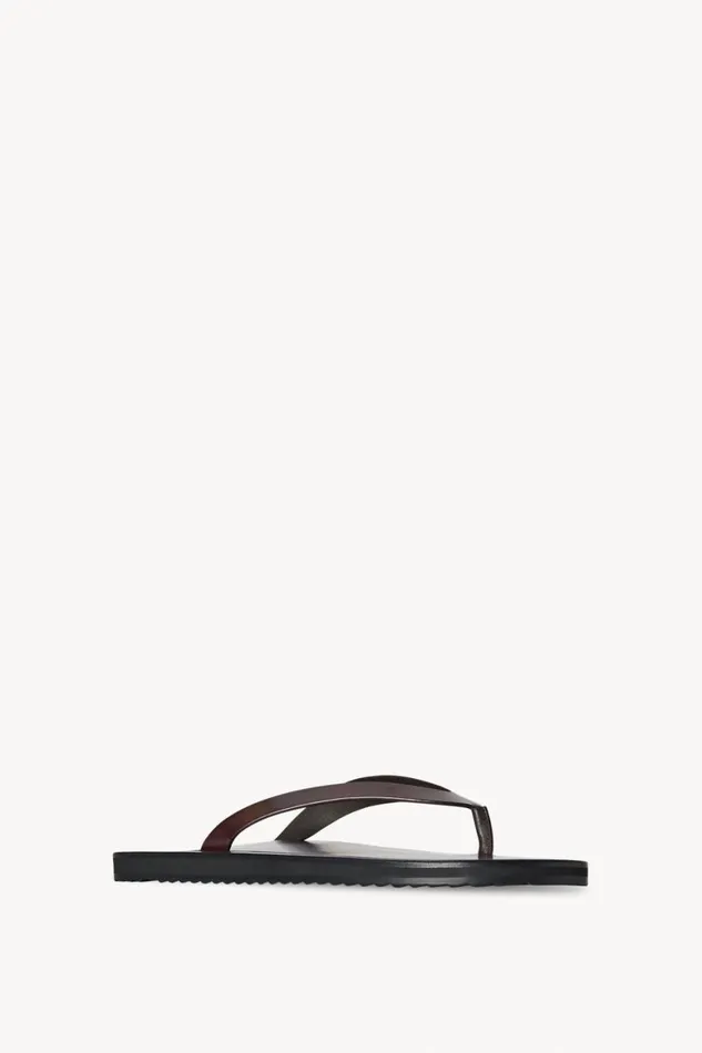 Sandals Women The Row City Flip Flop In Leather Bordeaux