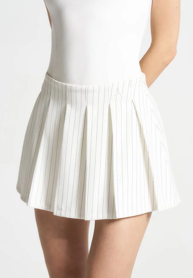 Skirts Women Manire De Voir Pinstripe Pleated Skort White
