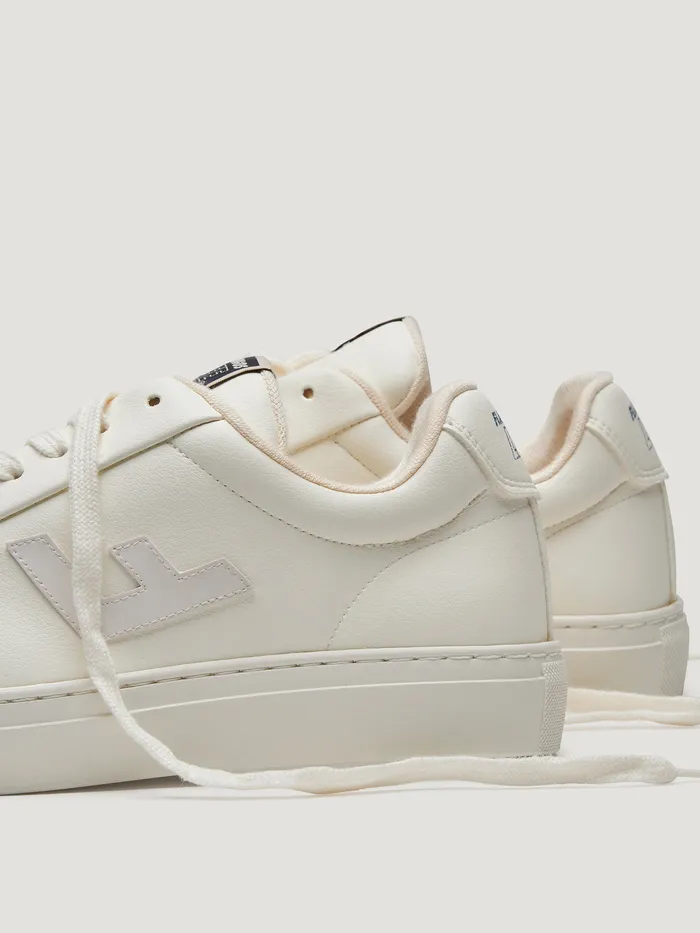Sneakers Flamingos Life 8211 Classic 70s in White All Pearl The UNDONE Women