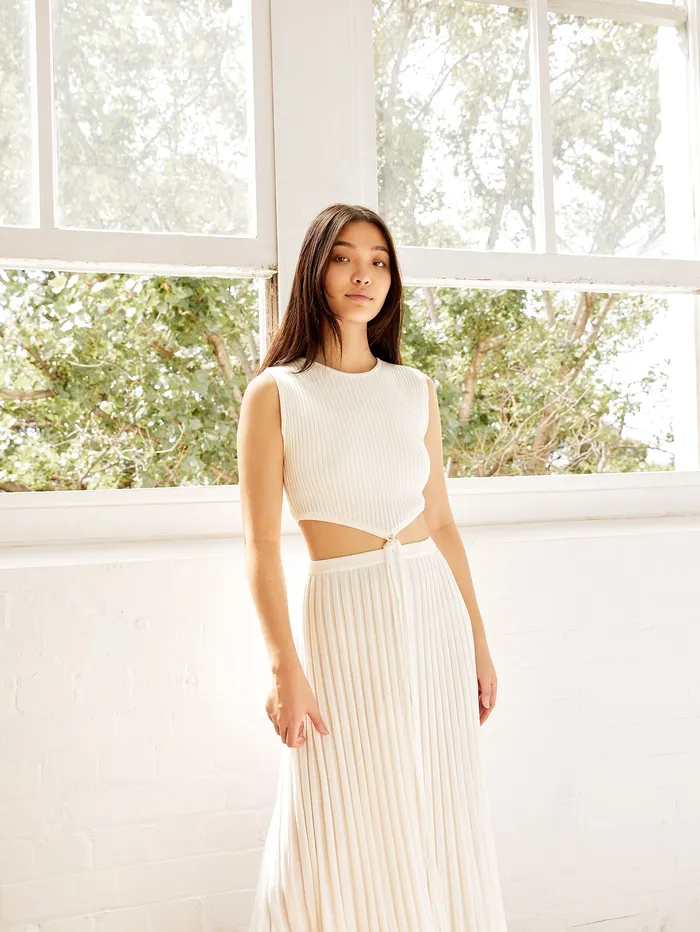 Tops Women The UNDONE Christopher Esber 8211 Sleeveless Knit Tie Crop in White