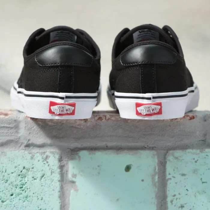 Vans Chima Ferguson Pro BlackTrue White Mens Pro Skate Vans Chima Ferguson Pro BlackTrue White Mens Pro Skate