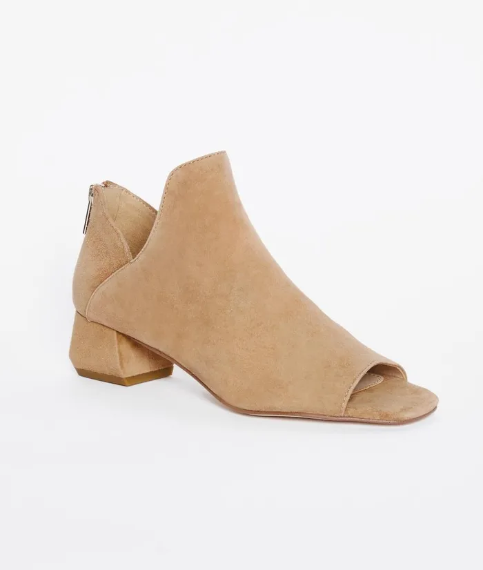Vonn Bootie 8211 Latte Women Pelle Moda Low Heels Vonn Bootie 8211 Latte Women Pelle Moda Low Heels