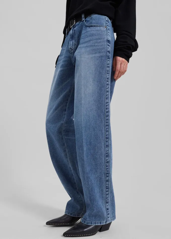 Women Bottoms The Frankie Shop Montrose Straight Leg Jeans 8211 Blue Wash