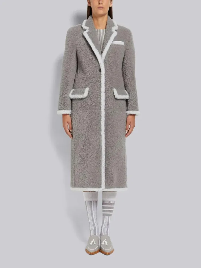 Women Dyed Shearling Contrast Framing Wide Lapel Overcoat Medium Grey Thom Browne Outerwear Women Dyed Shearling Contrast Framing Wide Lapel Overcoat Medium Grey Thom Browne Outerwear