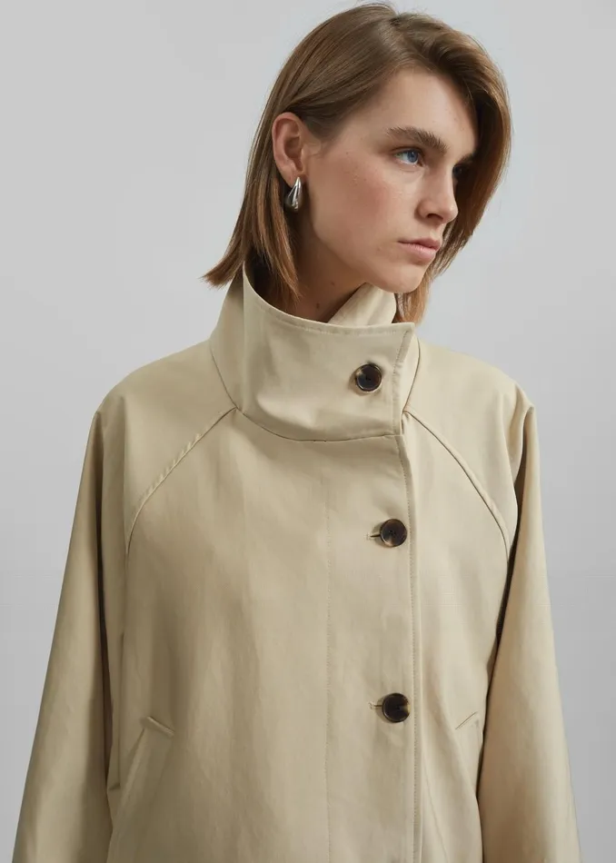 Women Outerwear The Frankie Shop Alberta Short Trench 8211 Beige