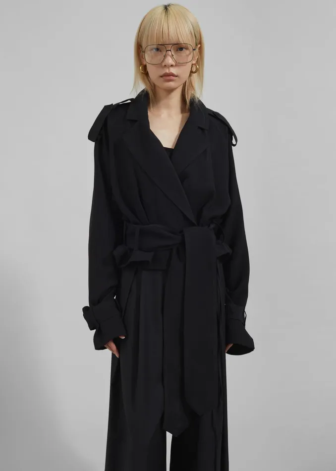 Women Outerwear The Frankie Shop Faven Cropped Trench 8211 Black