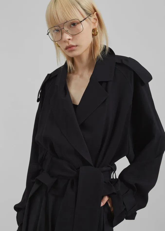 Women Outerwear The Frankie Shop Faven Cropped Trench 8211 Black