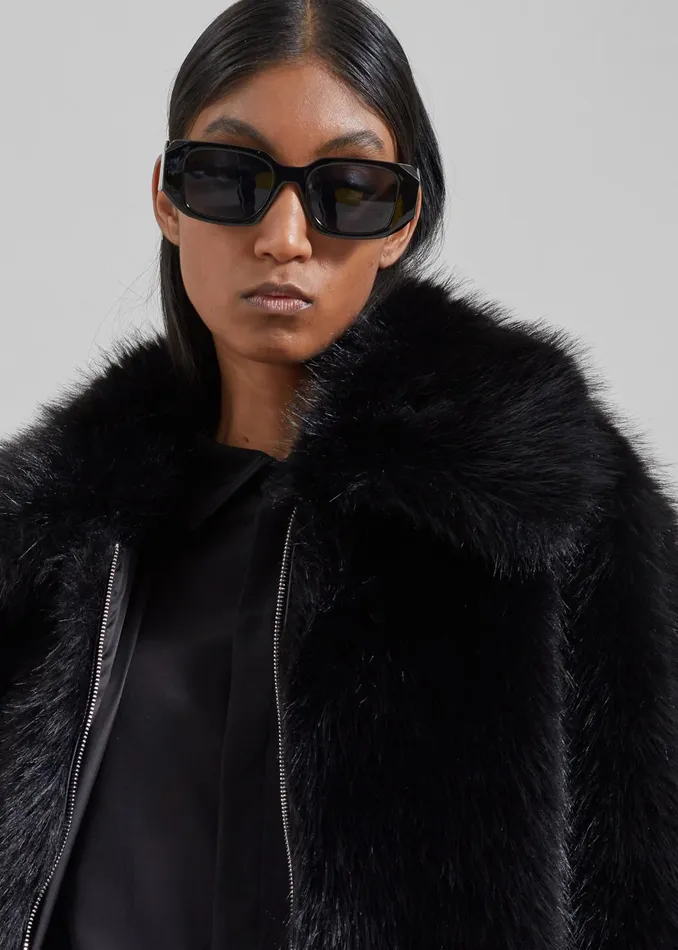 Women Outerwear The Frankie Shop Hope Faux Fur Jacket 8211 Black