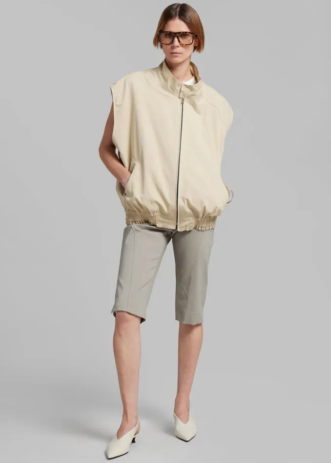 Women Outerwear The Frankie Shop Lance Sleeveless Bomber Jacket 8211 Beige