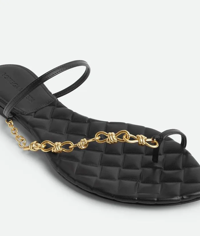 Women Sandals Bottega Veneta Leaf Flat Sandal Black