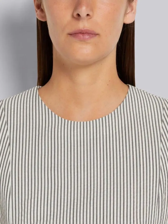 Women Wool Seersucker 4vent Sleeveless Below The Knee Pencil Dress Medium Grey Thom Browne Dresses